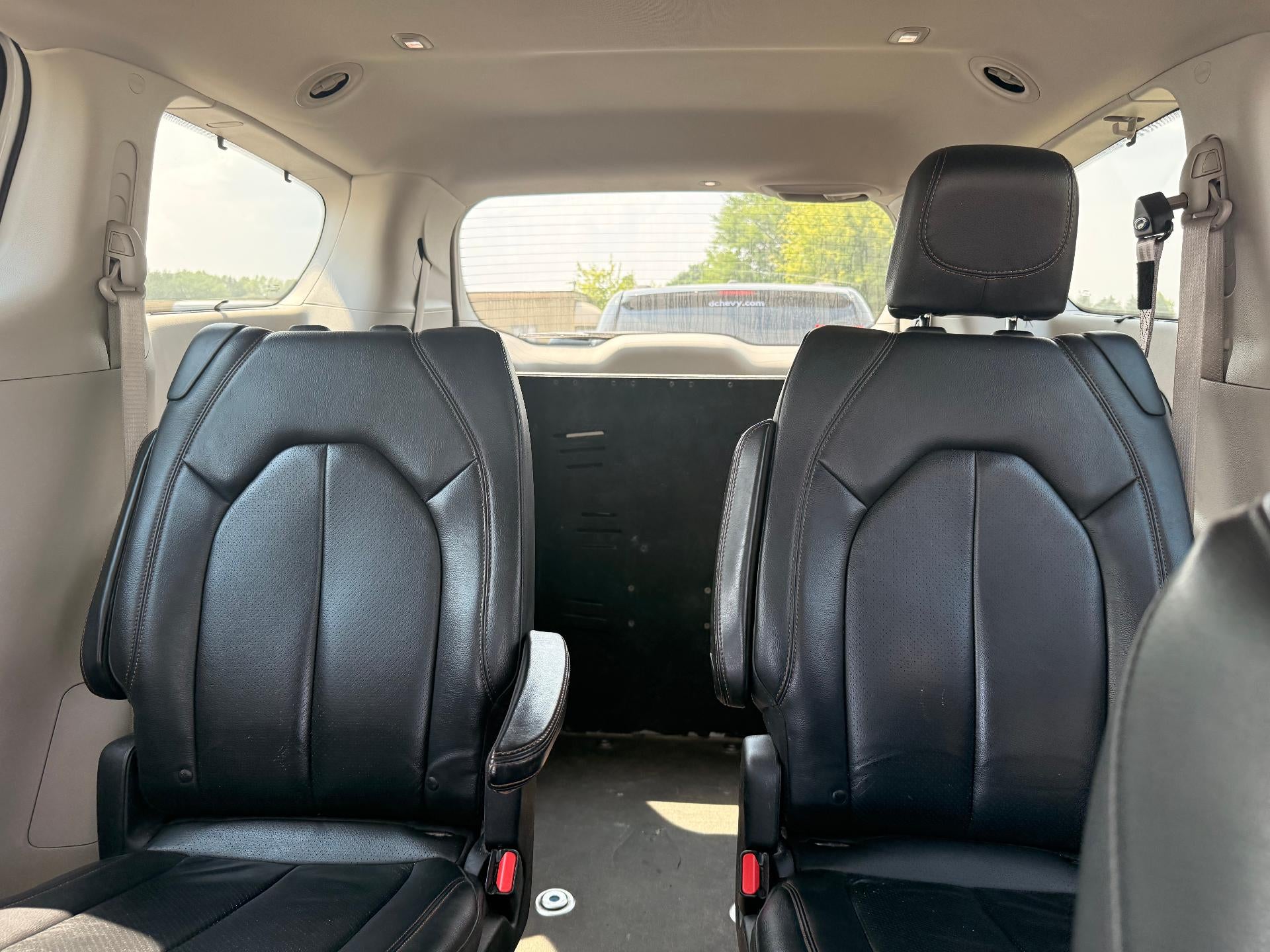 2020 Chrysler Pacifica Touring L FWD