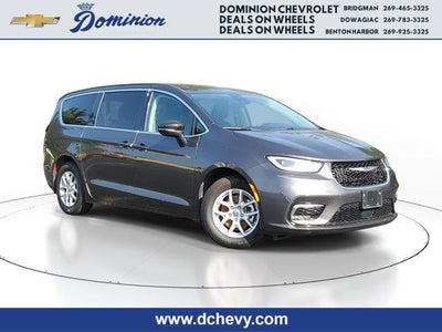 2023 Chrysler Pacifica Touring L FWD
