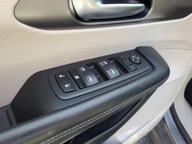 2023 Chrysler Pacifica Touring L FWD