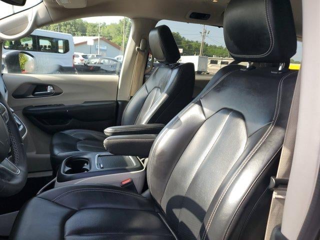 2023 Chrysler Pacifica Touring L FWD