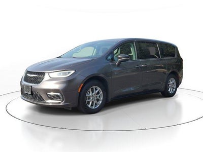 2023 Chrysler Pacifica Touring L FWD