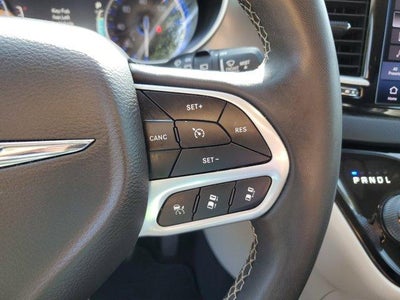 2023 Chrysler Pacifica Touring L FWD