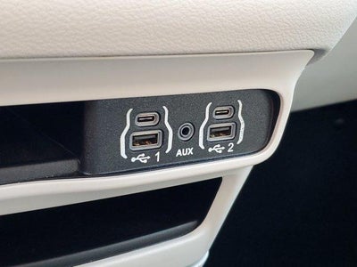 2023 Chrysler Pacifica Touring L FWD