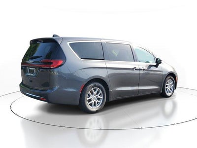 2023 Chrysler Pacifica Touring L FWD