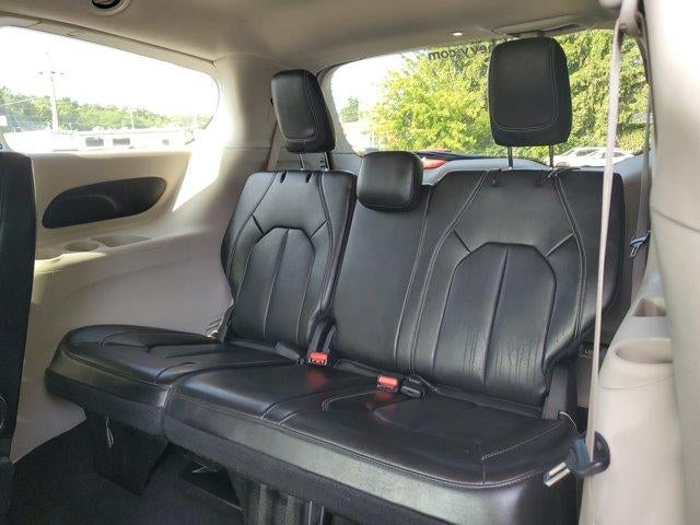 2023 Chrysler Pacifica Touring L FWD
