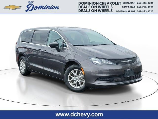 2023 Chrysler Voyager LX FWD