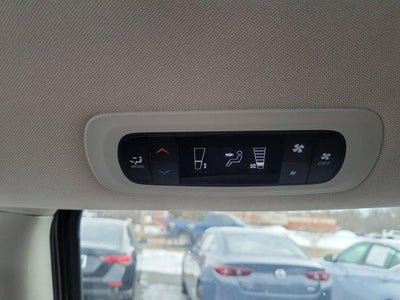 2023 Chrysler Voyager LX FWD