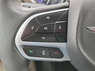 2023 Chrysler Voyager LX FWD