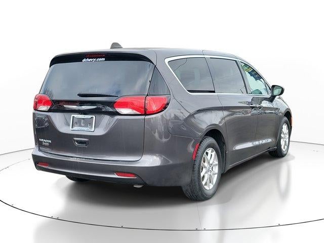2023 Chrysler Voyager LX FWD