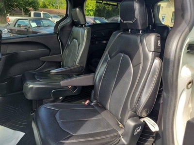 2018 Chrysler Pacifica Touring L Plus FWD