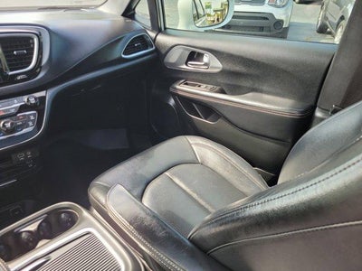 2018 Chrysler Pacifica Touring L Plus FWD