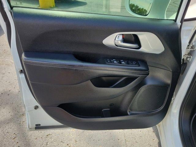 2018 Chrysler Pacifica Touring L Plus FWD