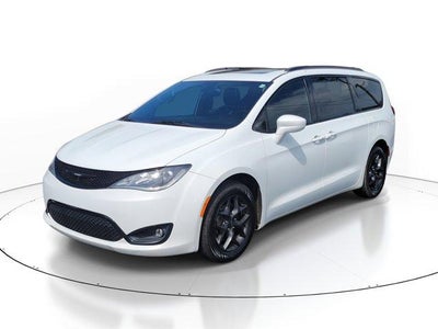 2018 Chrysler Pacifica Touring L Plus FWD