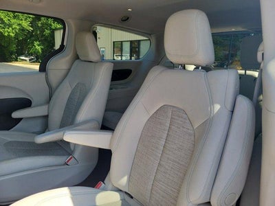 2018 Chrysler Pacifica Hybrid Touring Plus FWD