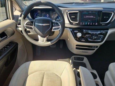 2018 Chrysler Pacifica Hybrid Touring Plus FWD