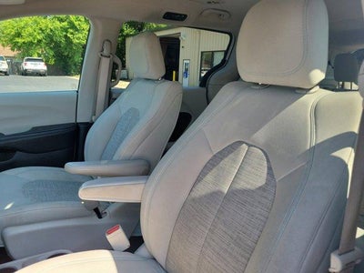 2018 Chrysler Pacifica Hybrid Touring Plus FWD