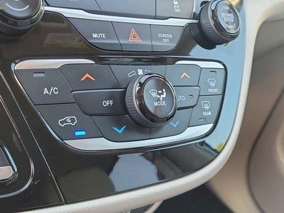 2018 Chrysler Pacifica Hybrid Touring Plus FWD