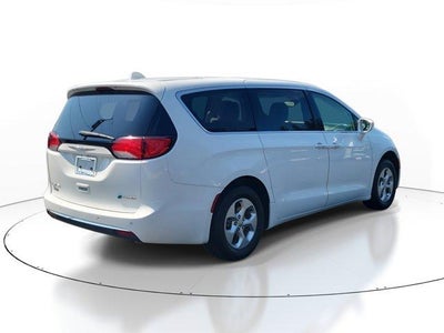 2018 Chrysler Pacifica Hybrid Touring Plus FWD