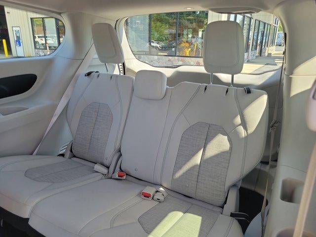 2018 Chrysler Pacifica Hybrid Touring Plus FWD