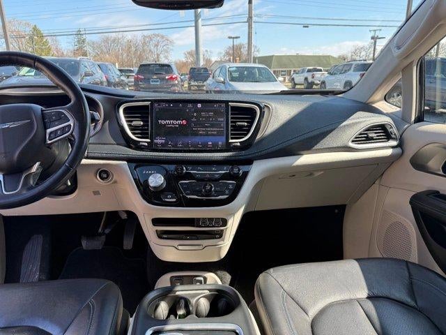 2021 Chrysler Pacifica Hybrid Touring L FWD