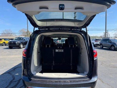 2021 Chrysler Pacifica Hybrid Touring L FWD