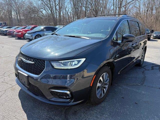 2021 Chrysler Pacifica Hybrid Touring L FWD