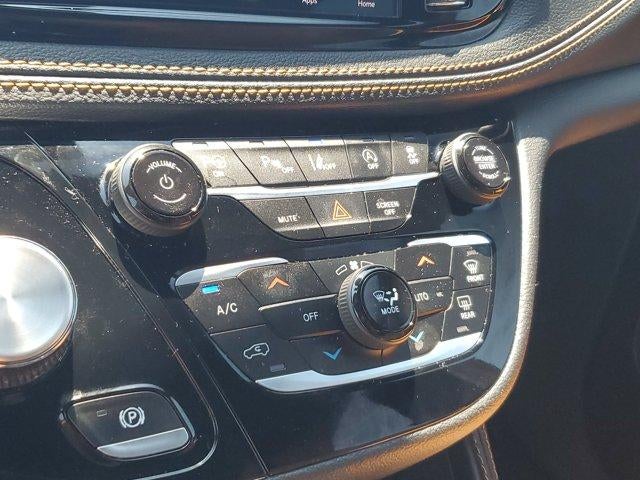2023 Chrysler Pacifica Pinnacle AWD