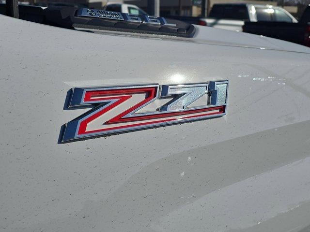 2025 Chevrolet Silverado 2500 HD Crew Cab Standard Box 4-Wheel Drive Custom