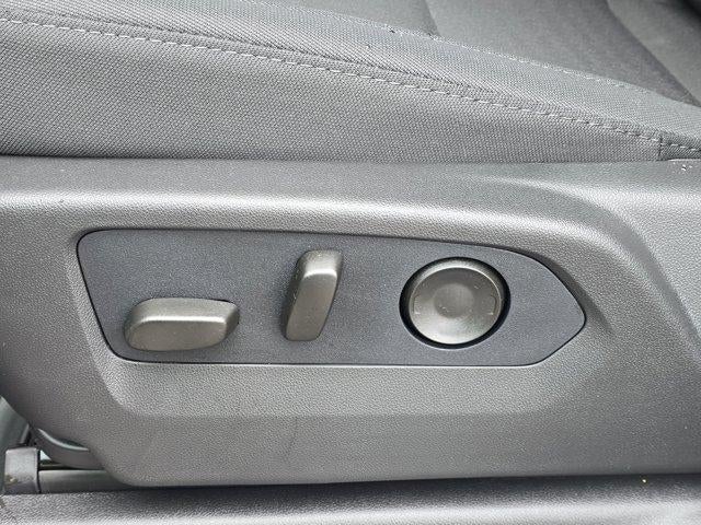 2026 Chevrolet Silverado 2500 HD Crew Cab Standard Box 4-Wheel Drive Custom