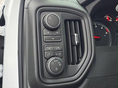 2026 Chevrolet Silverado 2500 HD Crew Cab Standard Box 4-Wheel Drive Custom