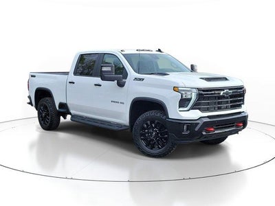 2026 Chevrolet Silverado 2500 HD Crew Cab Standard Box 4-Wheel Drive LT