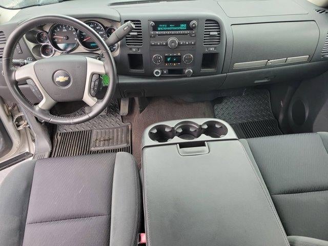 2009 Chevrolet Silverado 1500 Extended Cab Short Box 2-Wheel Drive LT