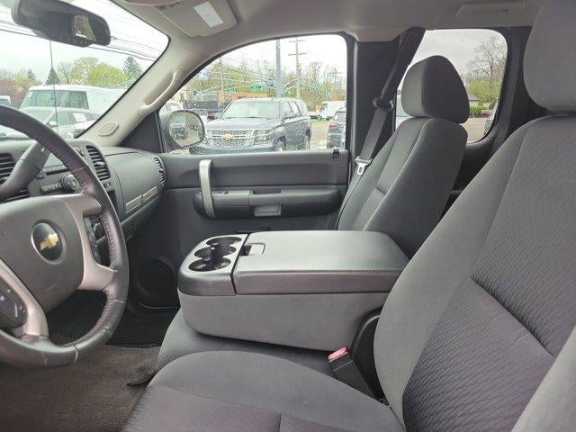 2009 Chevrolet Silverado 1500 Extended Cab Short Box 2-Wheel Drive LT