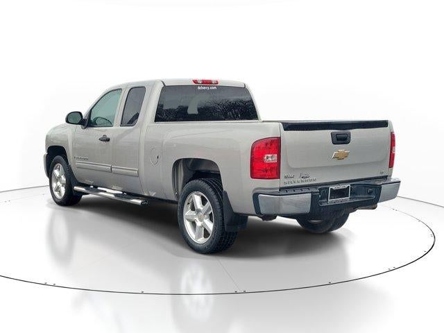 2009 Chevrolet Silverado 1500 Extended Cab Short Box 2-Wheel Drive LT