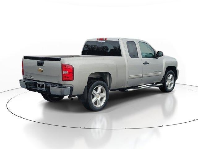 2009 Chevrolet Silverado 1500 Extended Cab Short Box 2-Wheel Drive LT
