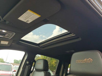 2026 Chevrolet Silverado 1500 Crew Cab Short Box 4-Wheel Drive High Country
