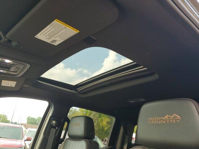 2026 Chevrolet Silverado 1500 Crew Cab Short Box 4-Wheel Drive High Country