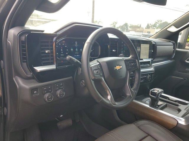 2026 Chevrolet Silverado 1500 Crew Cab Short Box 4-Wheel Drive High Country