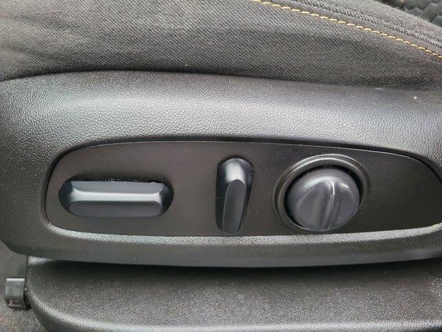 2019 Chevrolet Equinox AWD LT