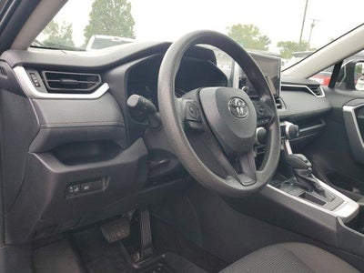 2025 Toyota RAV4 LE FWD (GS)
