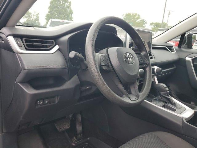 2025 Toyota RAV4 LE FWD (GS)