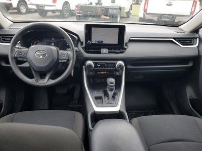 2025 Toyota RAV4 LE FWD (GS)