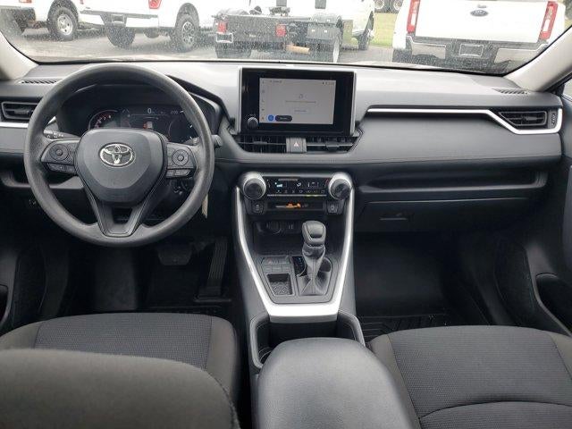 2025 Toyota RAV4 LE FWD (GS)