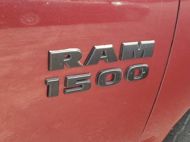 2018 RAM 1500 Express 4x4 Crew Cab 5'7" Box