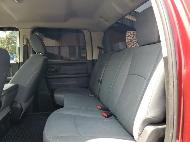 2018 RAM 1500 Express 4x4 Crew Cab 5'7" Box