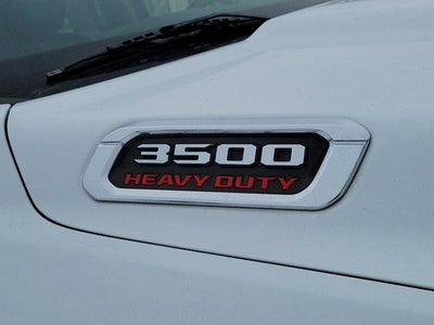 2020 RAM 3500 Chassis Cab SLT 4WD Crew Cab 60" CA 172.4" WB