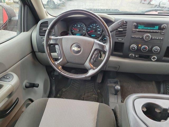 2009 Chevrolet Silverado 1500 Crew Cab Short Box 4-Wheel Drive Work Truck