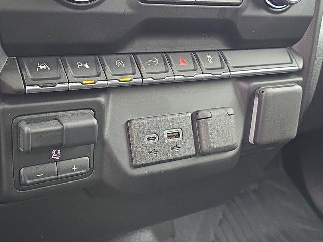 2025 Chevrolet Silverado 1500 Regular Cab Long Box 4-Wheel Drive WT