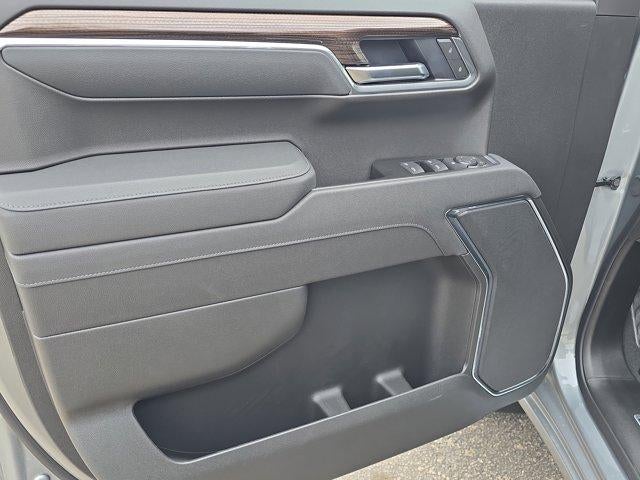 2026 Chevrolet Silverado 1500 Crew Cab Short Box 4-Wheel Drive LT 2FL