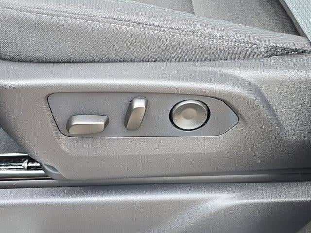 2026 Chevrolet Silverado 1500 Crew Cab Short Box 4-Wheel Drive LT 2FL